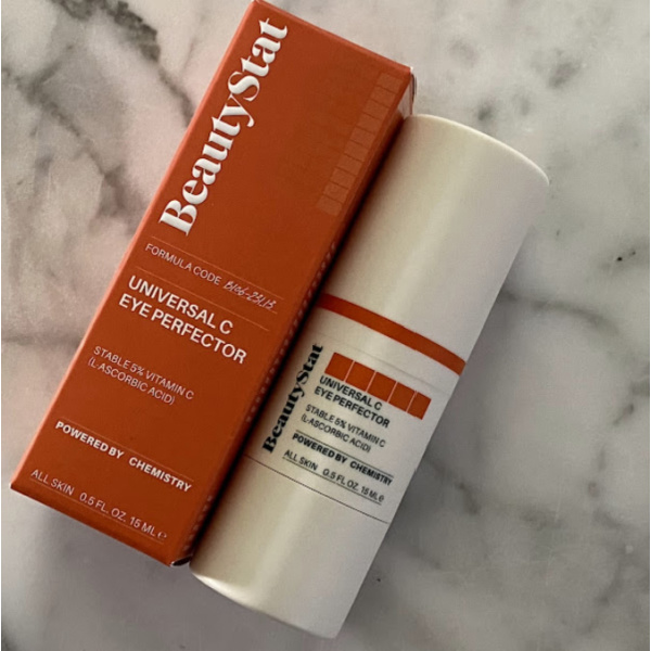 Your style 184 #beautyspotlightteam #valentinesday #eyeprotector #coloranalysis https://www.style-yourself-confident.com/your-style-184.html