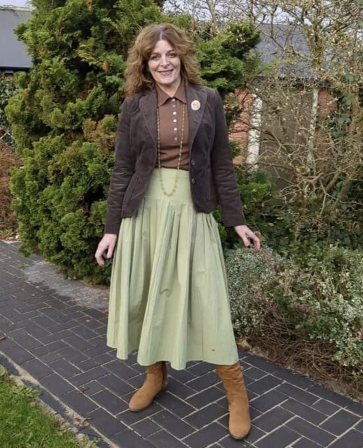 Your Style 188 The Beauty Spotlight Team #beautyspotlightteam #shadesofgreen https://www.style-yourself-confident.com/your-style-188.html