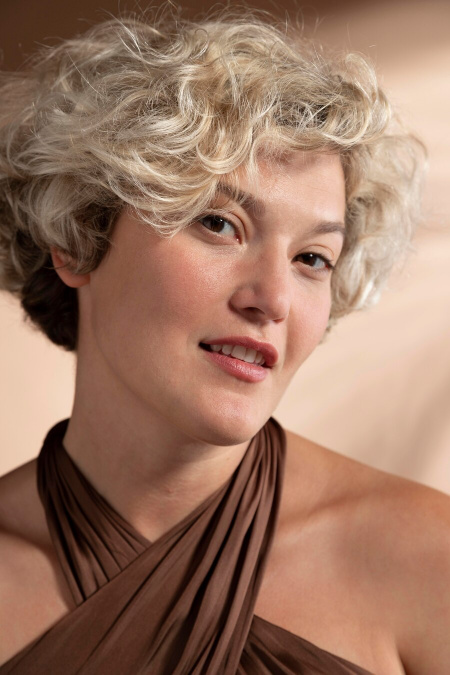 Makeup tricks younger blusher Makeup tricks younger blusher