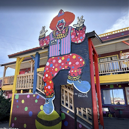 Exploring the quirky and unusual side of Las Vegas #exploringquirkylasvegas #lasvegasvisits https://www.style-yourself-confident.com/exploring-the-quirky-and-unusual-side-of-las-vegas.html
