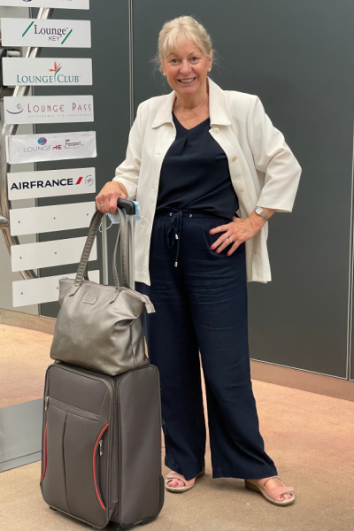 Holiday Capsule Wardrobe in 2 colorways! #holidaycapsule #navycapsule #olivecapsule
https://www.style-yourself-confident.com/holiday-capsule-wardrobe.html