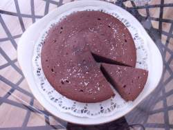 syn-free chocolate cake #slimming world #syn free chocolate cake https://www.style-yourself-confident.com